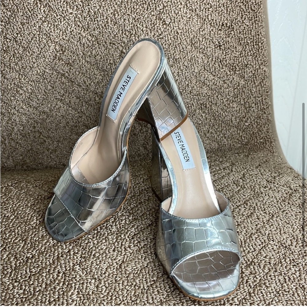 Steve Madden Alaya Sandal